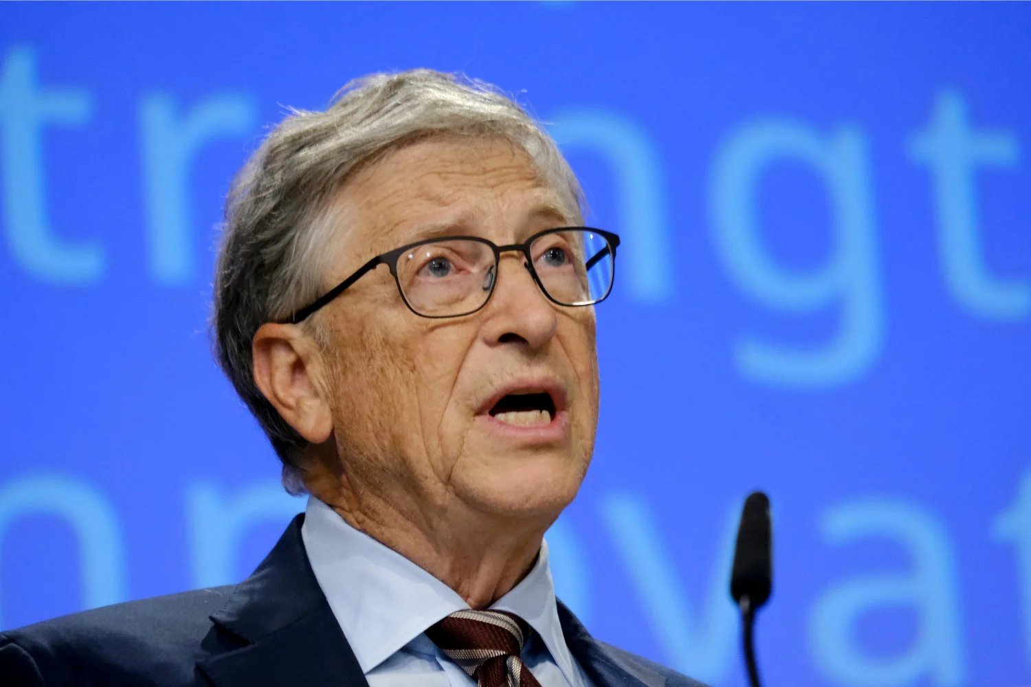 Bill Gates admits he slept with Russian women while married to Melinda